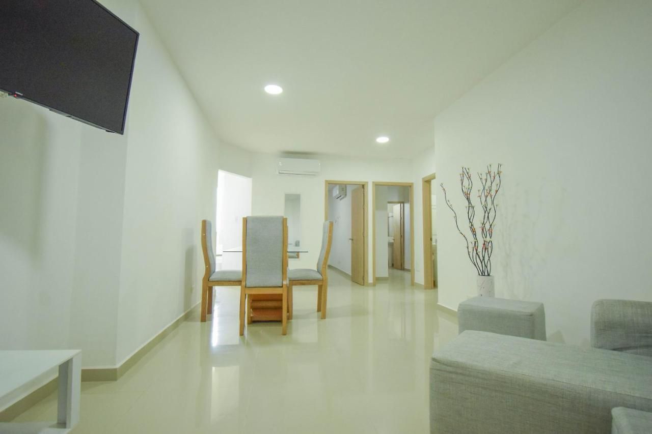 Salomé Aparment 2c *